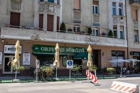 Charming Flat In The Center Daire Budapeşte Dış mekan fotoğraf